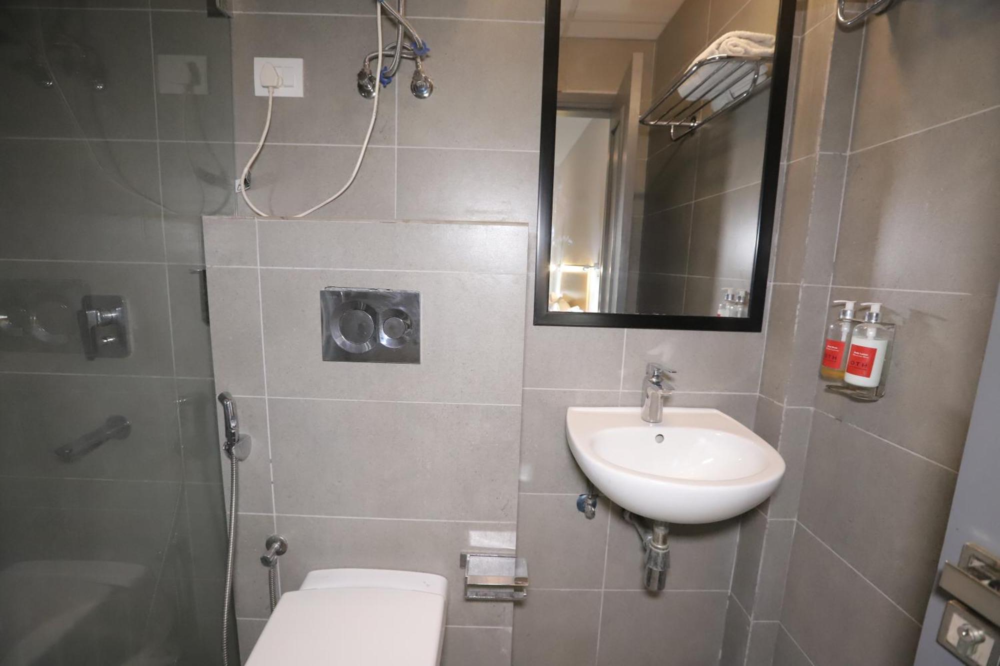 Qotel Hotel Ip Residency East Delhi Preet Vihar نيودلهي المظهر الخارجي الصورة