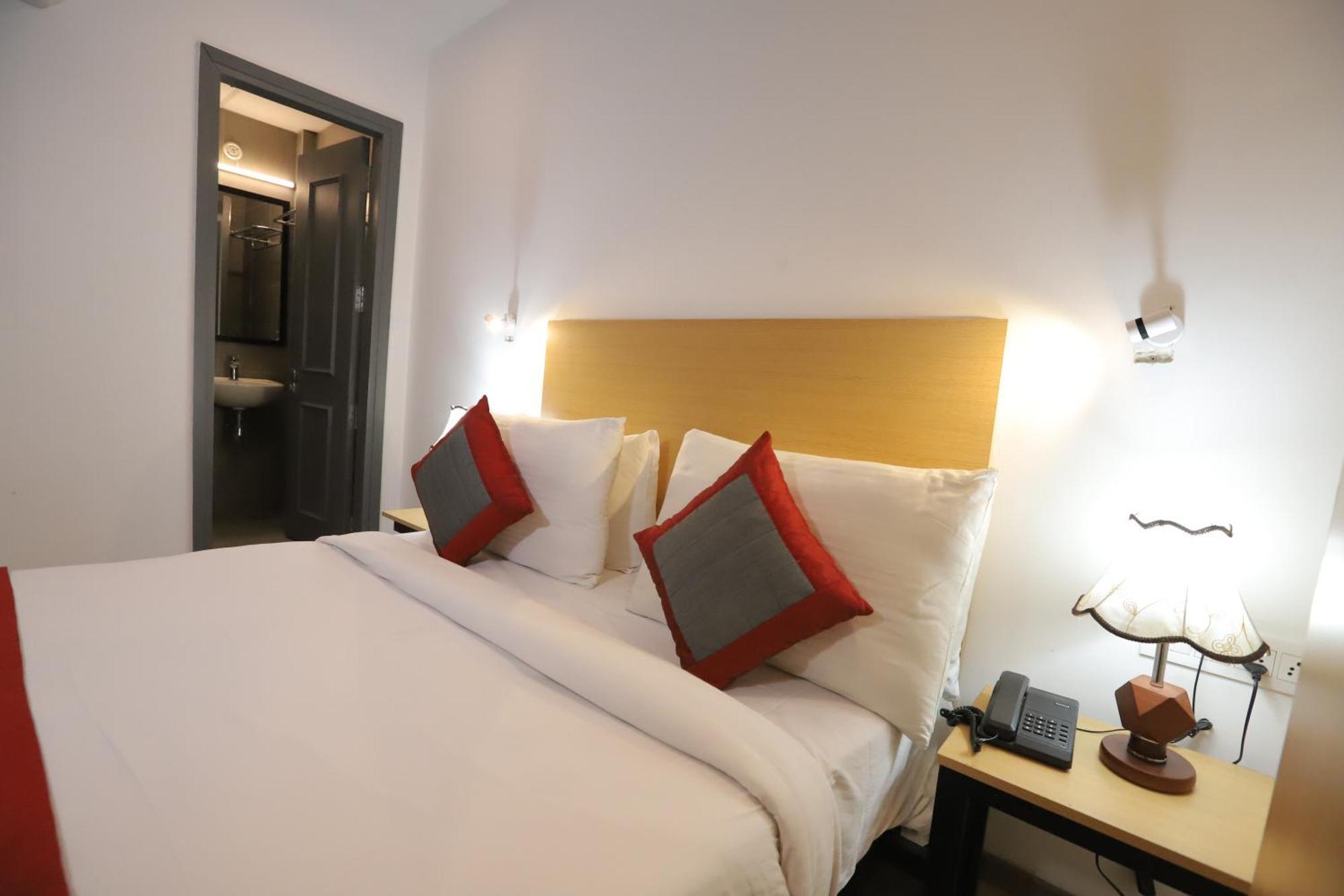 Qotel Hotel Ip Residency East Delhi Preet Vihar نيودلهي المظهر الخارجي الصورة