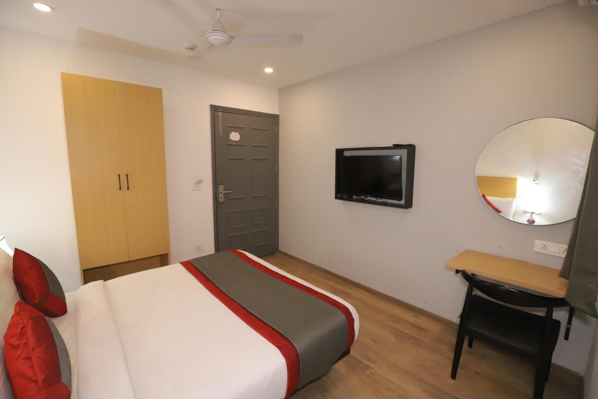 Qotel Hotel Ip Residency East Delhi Preet Vihar نيودلهي المظهر الخارجي الصورة